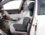 شکل قرارگیری ستون فقرات هنگام نشستن درست در خودرو نمایش داده شده است